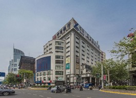 亚龙国际广场—传统办公